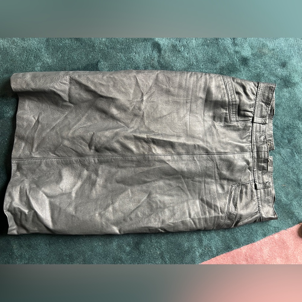 Europelle Grey Leather Lined Pencil Skirt-Size 6